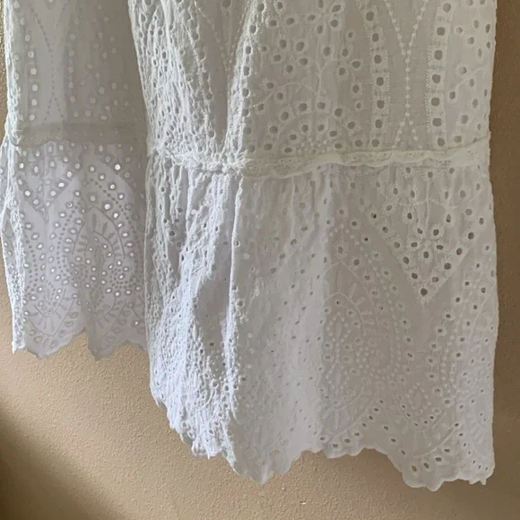 Betsey Johnson Elegant White Eyelet Dress Size Large - Picture 5 of 8